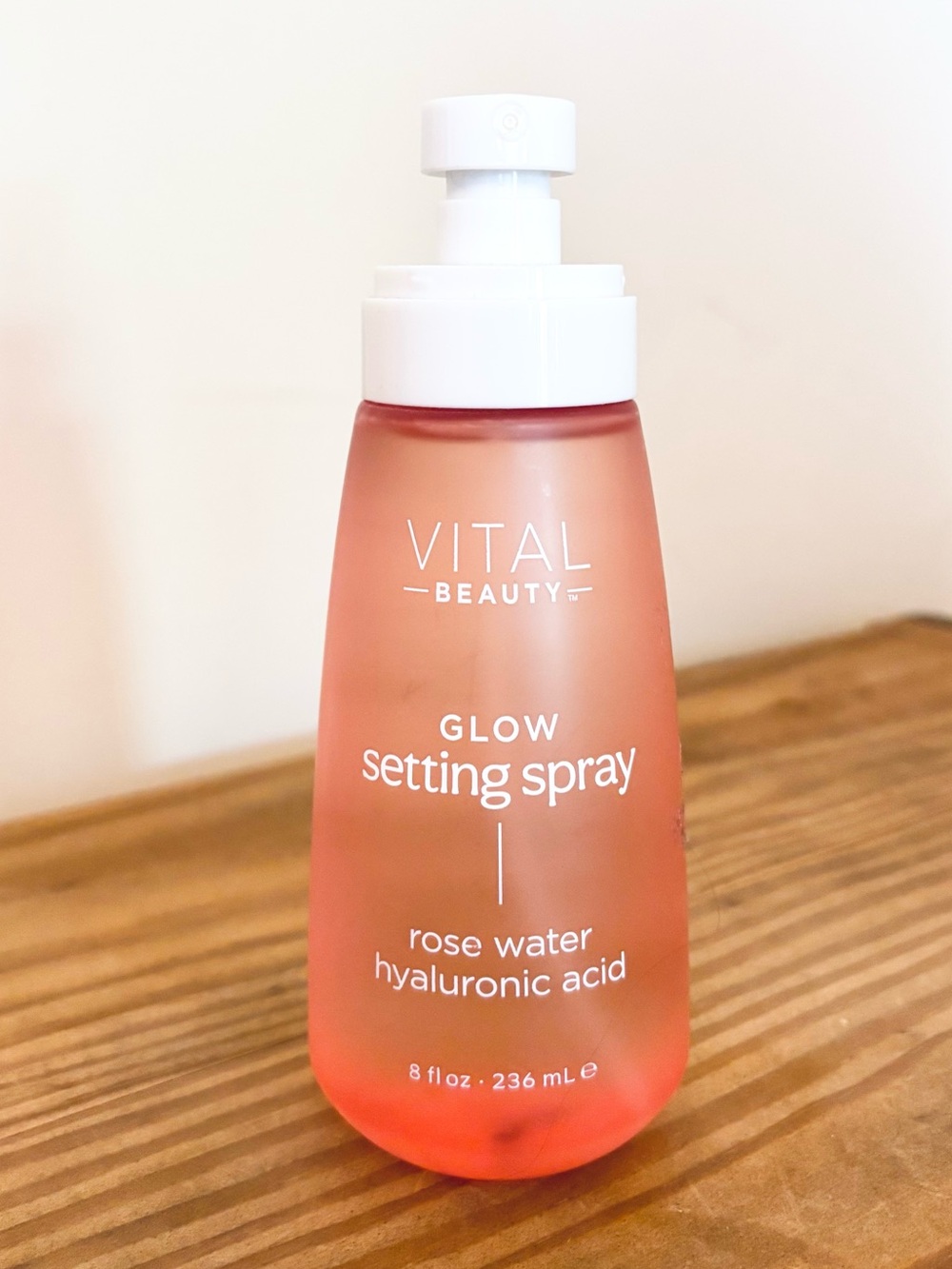💥 NWOT Vital Beauty Glow Setting Spray - Rose Water Hyaluronic Acid